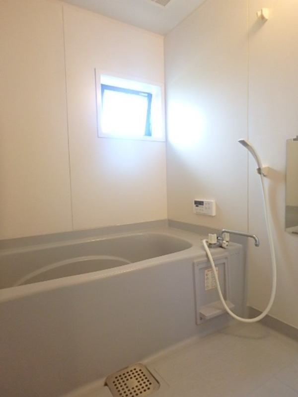 バス・シャワールーム　図面と現状に相違がある場合には現状を優先