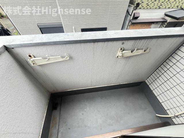 バルコニー　開放的で明るい空間を演出してくれるバルコニーです