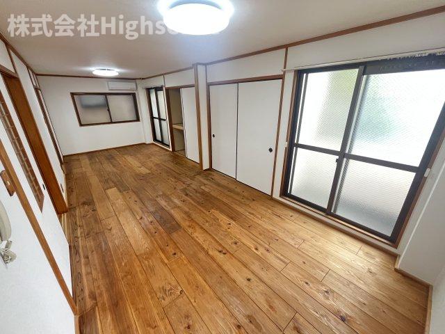 居室・リビング　おしゃれな居間です