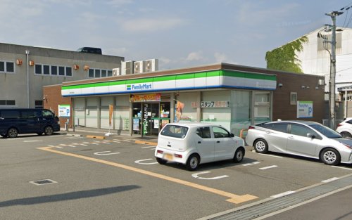 コンビニ　ファミリーマート 長田浜添通店（コンビニ）まで786m