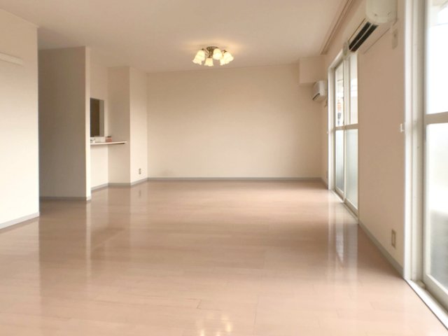 居室・リビング　ゆったりとした居間です