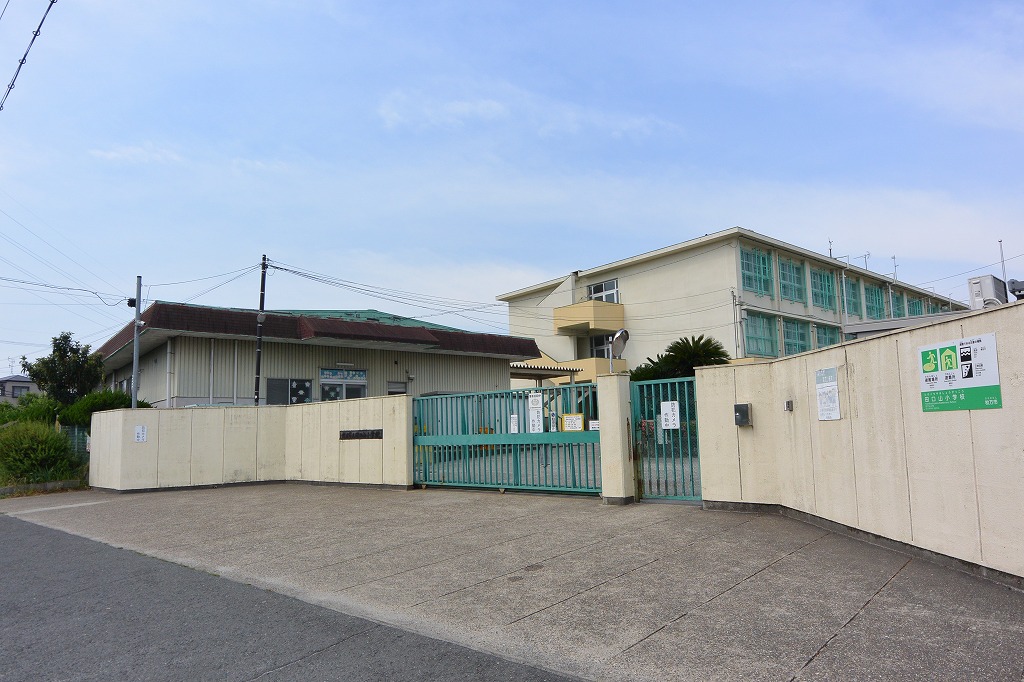 小学校　枚方市立田口山小学校（小学校）まで1590m