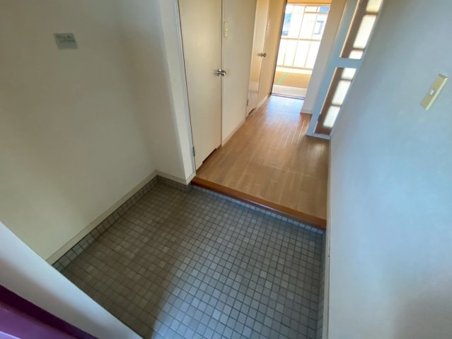 玄関　サンエレガンス