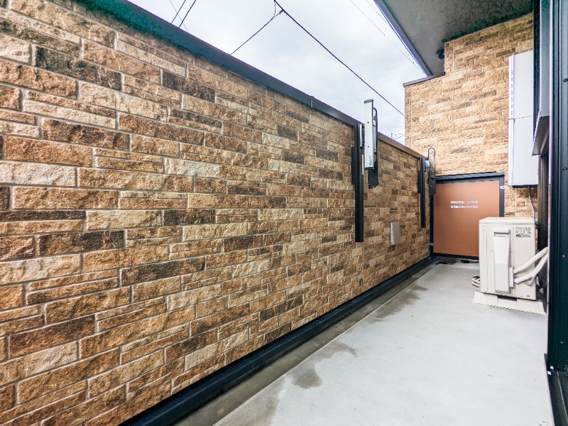 バルコニー　図面と現状に相違がある場合には現状を優先