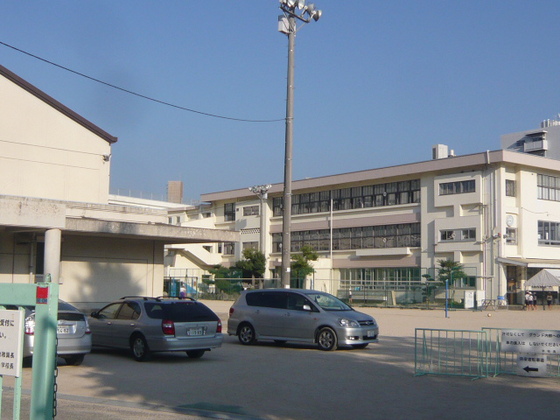 小学校　広島市立古市小学校（小学校）まで1089m
