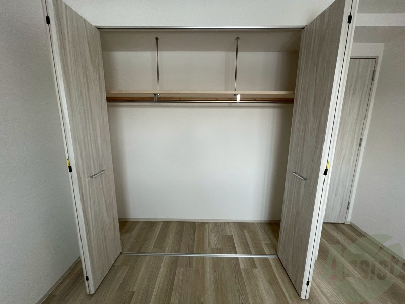 収納　洋室にはクローゼットがあるのですっきり片付きそうです。