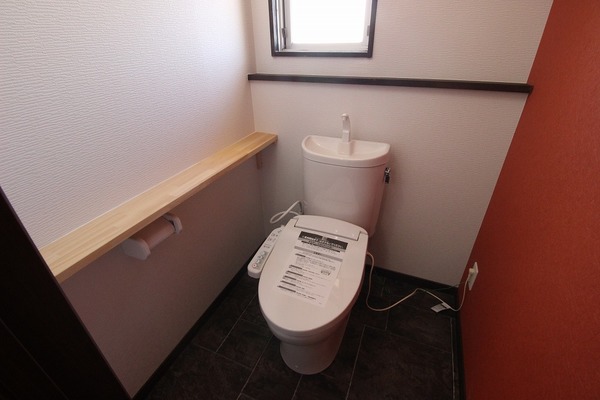 トイレ　※現況を優先します。