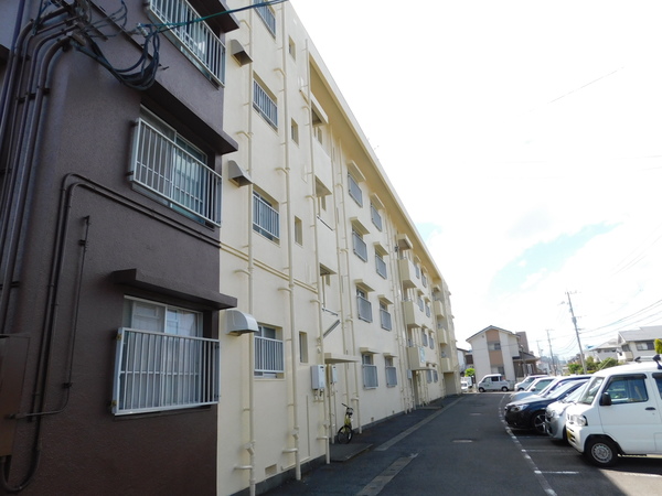 駐車場　高洲マンション