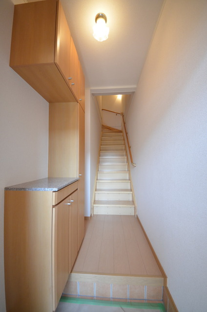 玄関　★玄関周りも窮屈になりません★