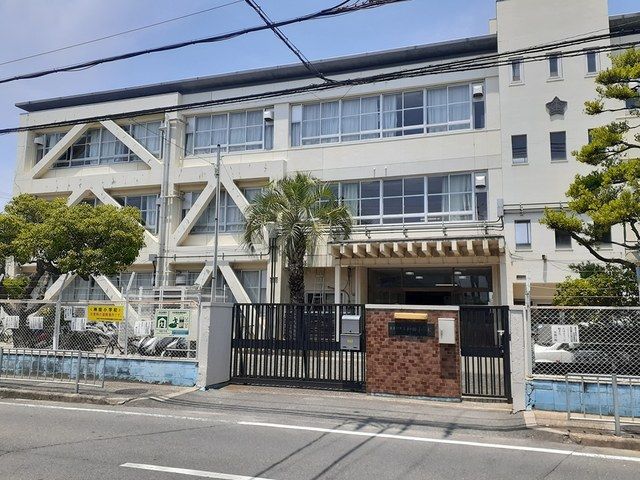 小学校　寝屋川市立神田小学校（小学校）まで550m