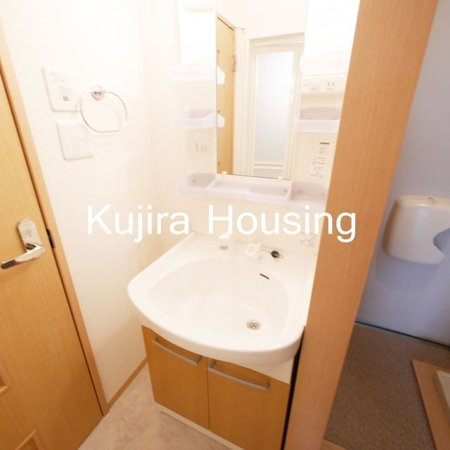 洗面設備　身支度に嬉しい洗髪洗面化粧台完備★