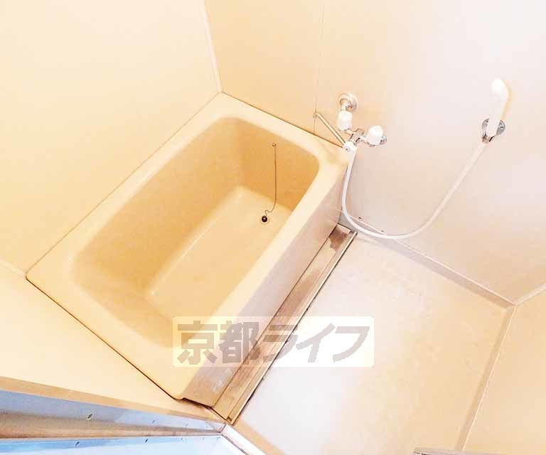 バス・シャワールーム　浴室です。