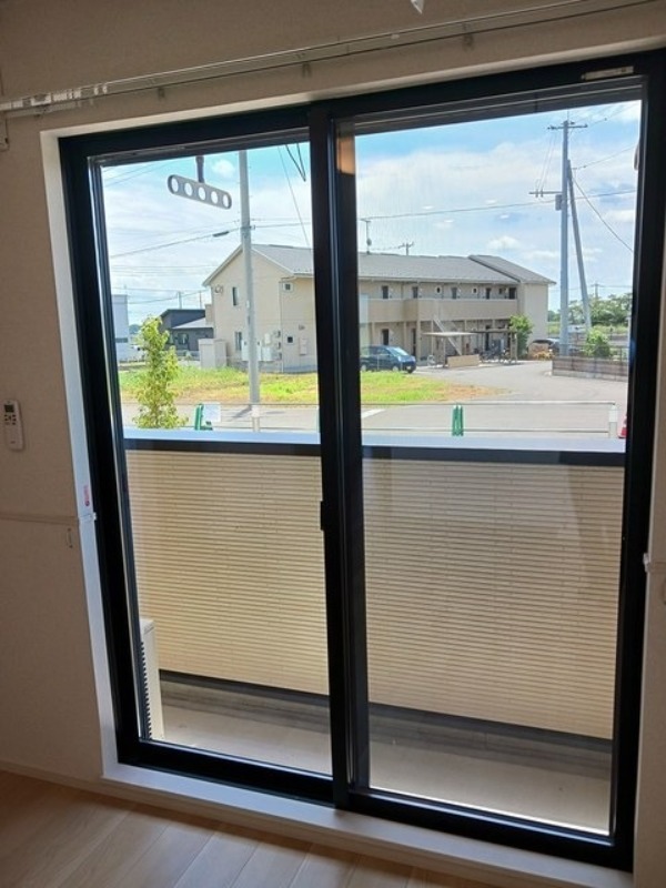 バルコニー　図面と現状に相違がある場合には現状を優先