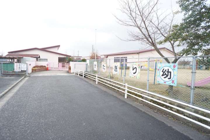 幼稚園・保育園　片桐（幼稚園・保育園）まで1296m