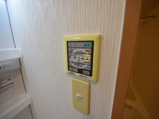 その他　アーバンステージ安堂寺I　浴室乾燥機