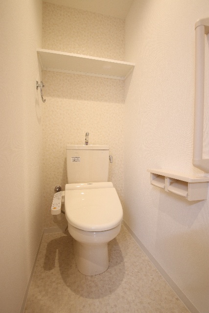 トイレ　別室の参考写真です。※現況優先