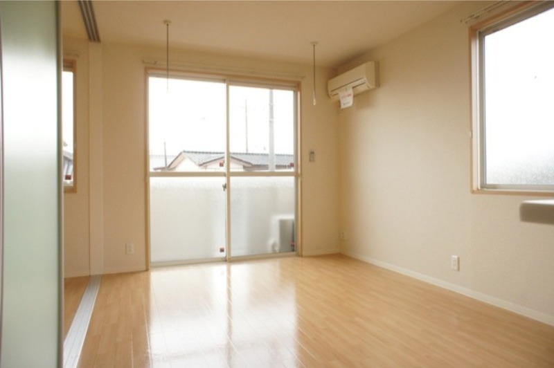 居室・リビング　図面と現状に相違がある場合には現状を優先