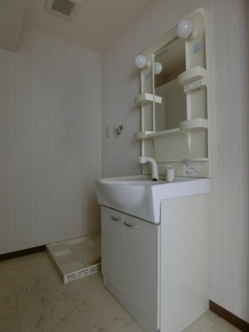 洗面設備　イメージ505号室の写真