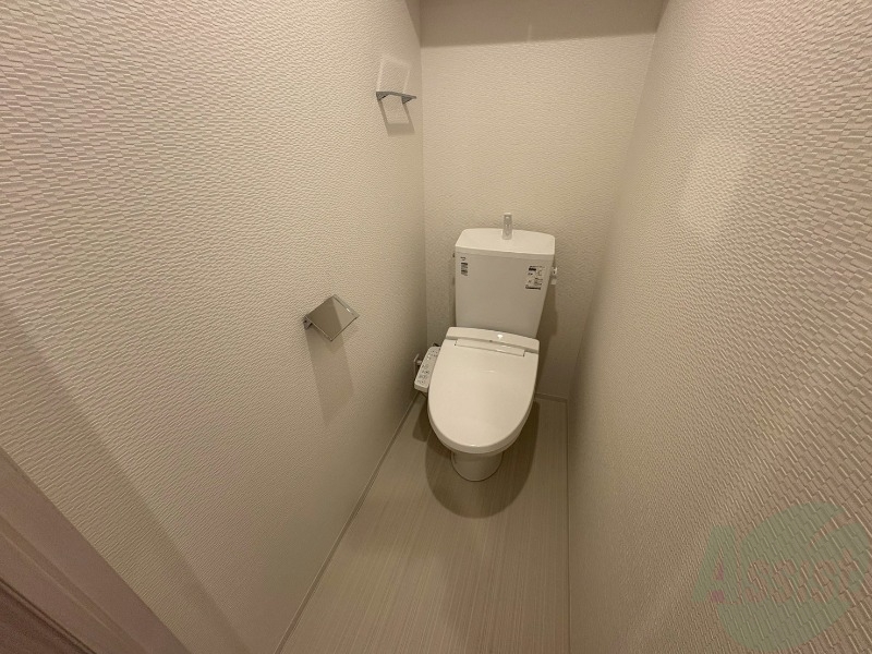 トイレ　シャワートイレになっているので快適です！