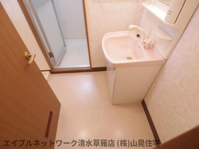 洗面設備　洗面所です