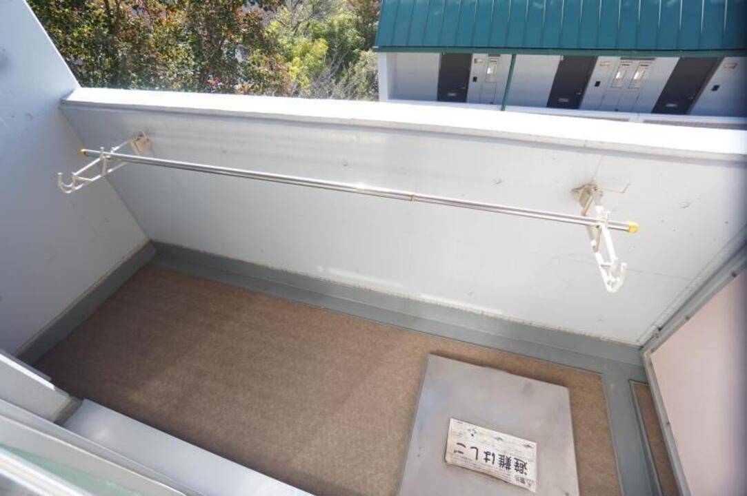 バルコニー　バルコニー