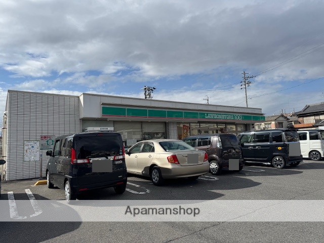 コンビニ　ローソンストア１００あま篠田店（コンビニ）まで327m