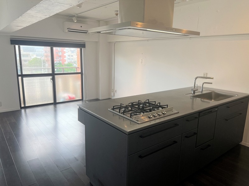 キッチン　分譲賃貸｜那覇市牧志｜ライオンズマンション牧志｜アイランドリ