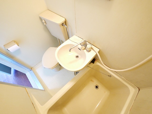 トイレ　日々の暮らしに欠かせないお風呂です