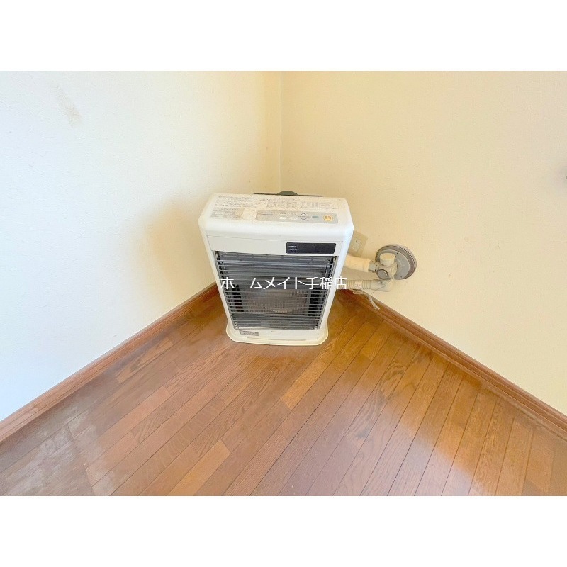 その他設備　灯油ストーブ付きです！