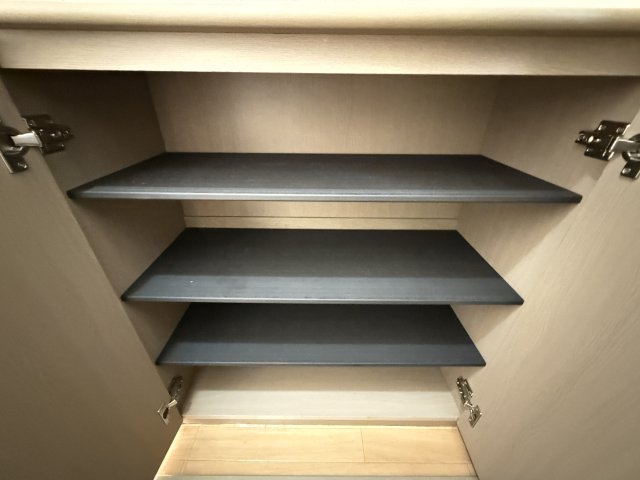 収納　シューズボックス