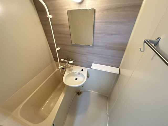 バス・シャワールーム　別号室の写真です。