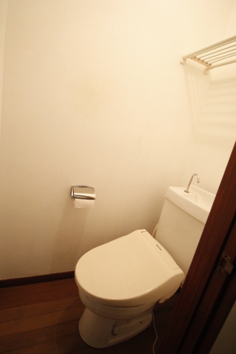 トイレ　別部屋参考写真