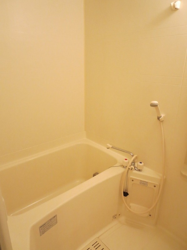 バス・シャワールーム　図面と現状に相違がある場合には現状を優先