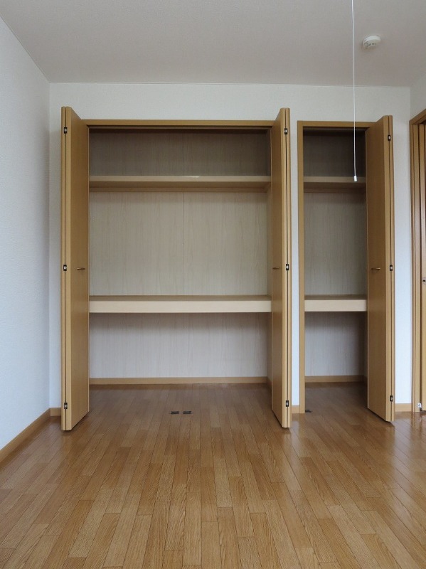 収納　図面と現状に相違がある場合には現状を優先