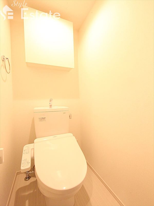 トイレ　トイレ