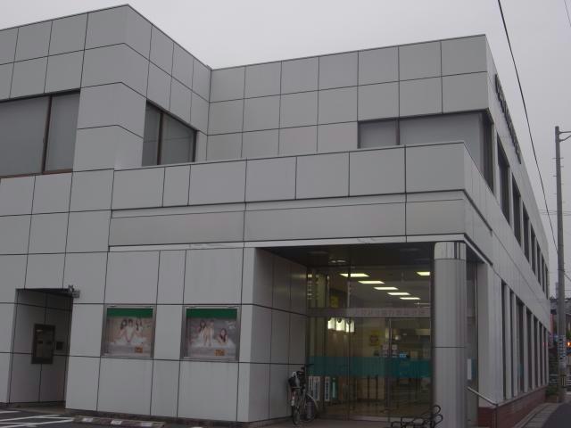 銀行　大垣共立銀行羽島支店（銀行）まで606m