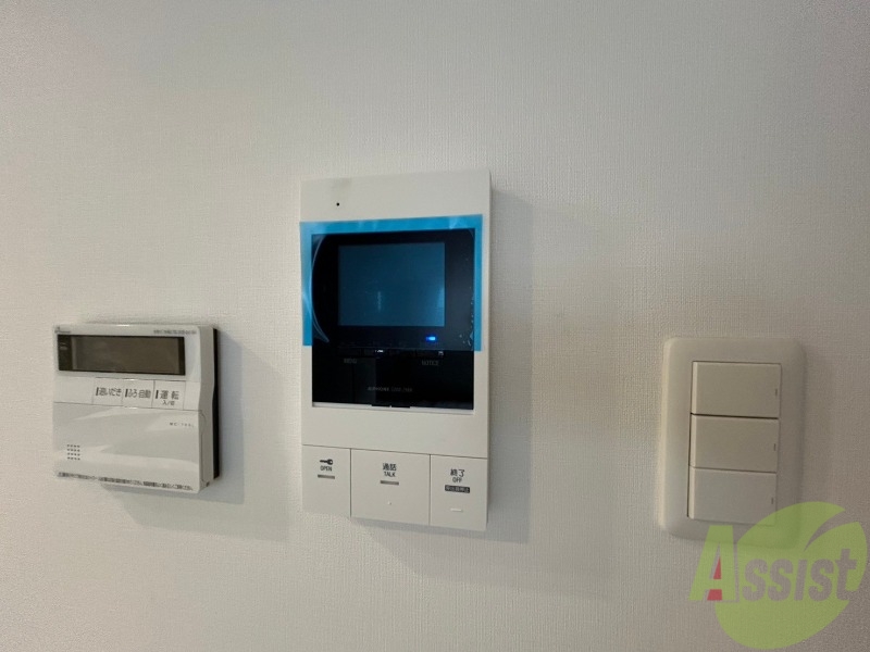 セキュリティ　ＴＶモニター付インターホンです。来客者の顔が見えるので安心！