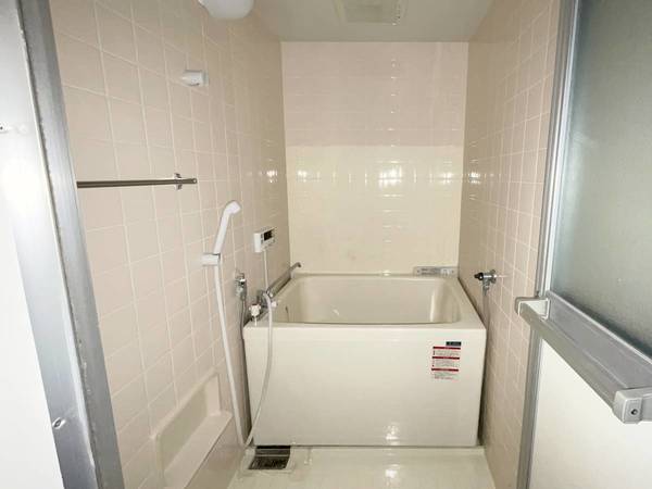 バス・シャワールーム　ビレッジハウスの同一物件・同一タイプの間取りの写真です