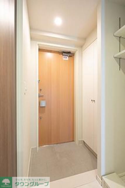 玄関　※写真は同タイプ住戸です。