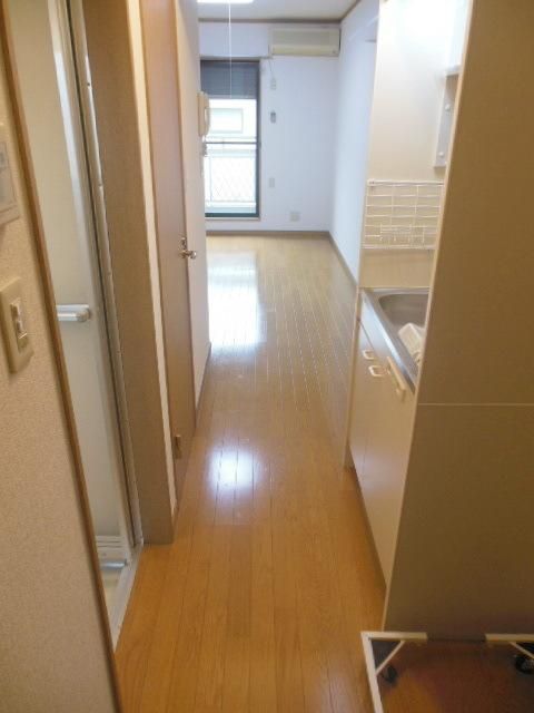 玄関　★お部屋探しは株式会社タウンハウジング東京まで★