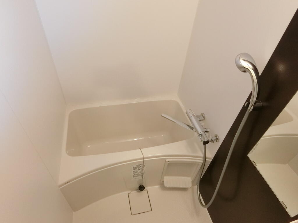 バス・シャワールーム　浴室乾燥機能有ります！