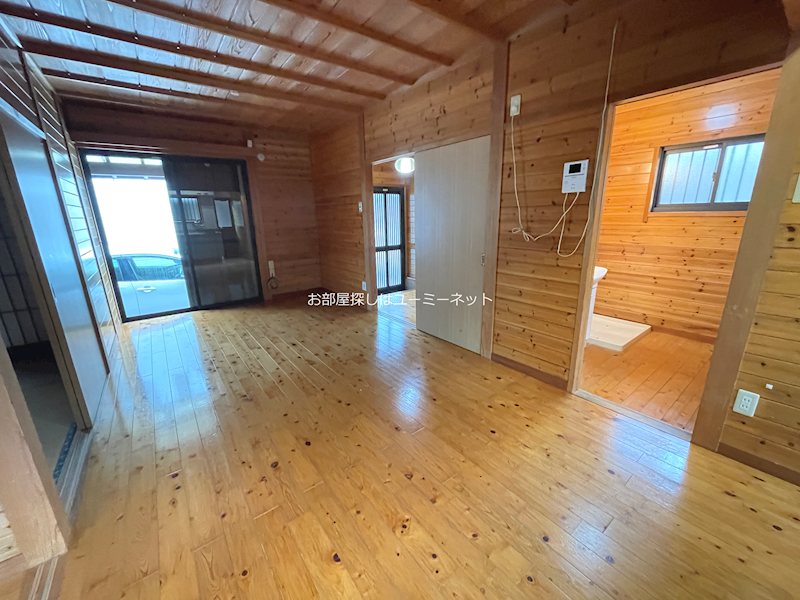 鹿児島市坂元町 貸戸建住宅の居間写真