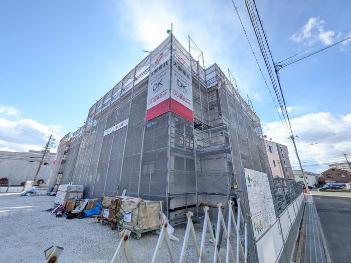 建物外観　建築中