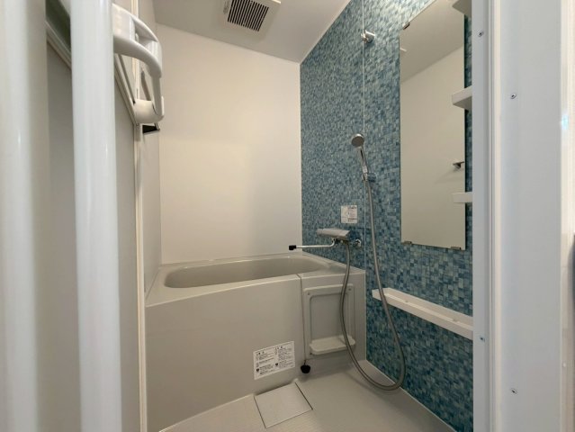 バス・シャワールーム　※ロフトなし106号室のお部屋の写真です
