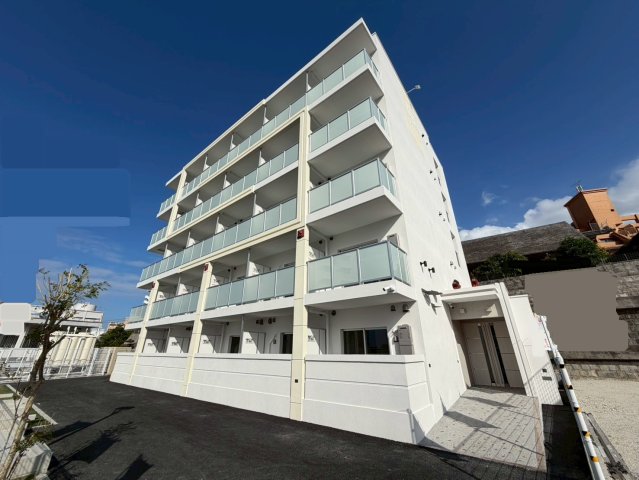 建物外観　コンダクトレジデンスＤＡＩＤＯＵ（ＬＣＳ）★那覇市大道エリア