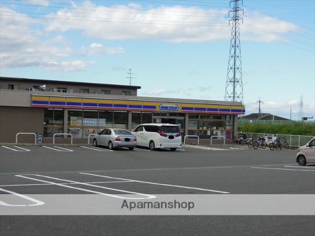 コンビニ　ミニストップ岸和田摩湯町店（コンビニ）まで1302m