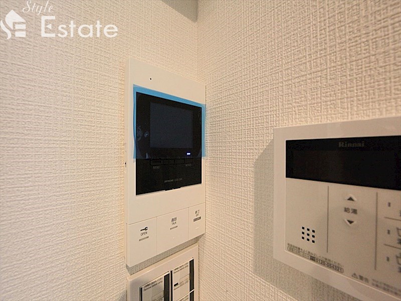 セキュリティ　モニター付きインターホン