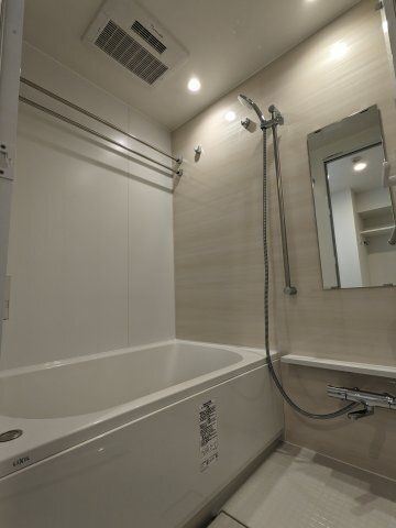 バス・シャワールーム　☆ゆったりくつろげるお風呂☆