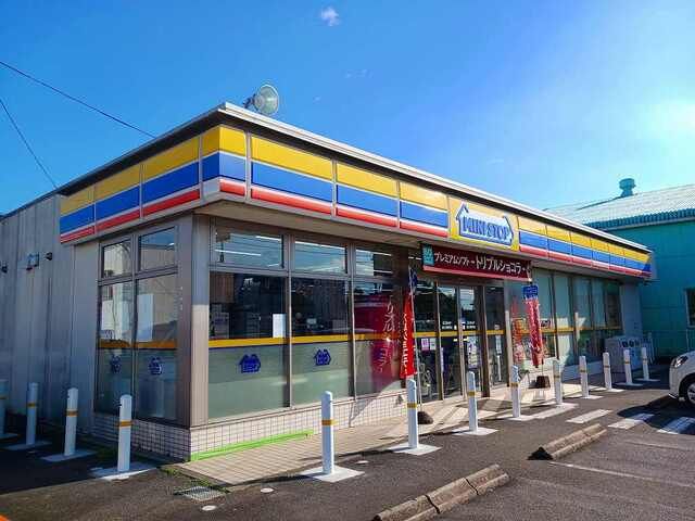 コンビニ　ミニストップ　富士津田町店（コンビニ）まで220m