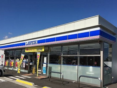 コンビニ　ローソン富山大島店（コンビニ）まで800m
